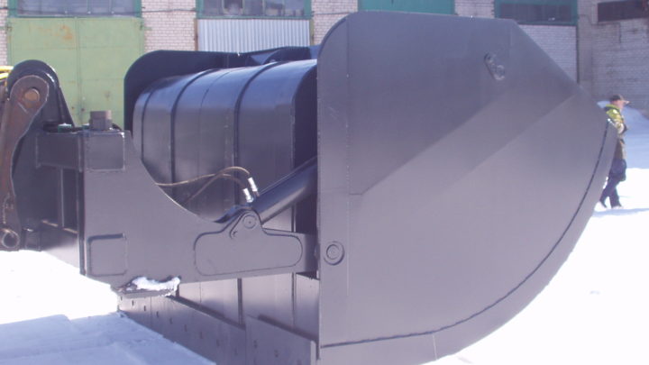 High Dump Bucket